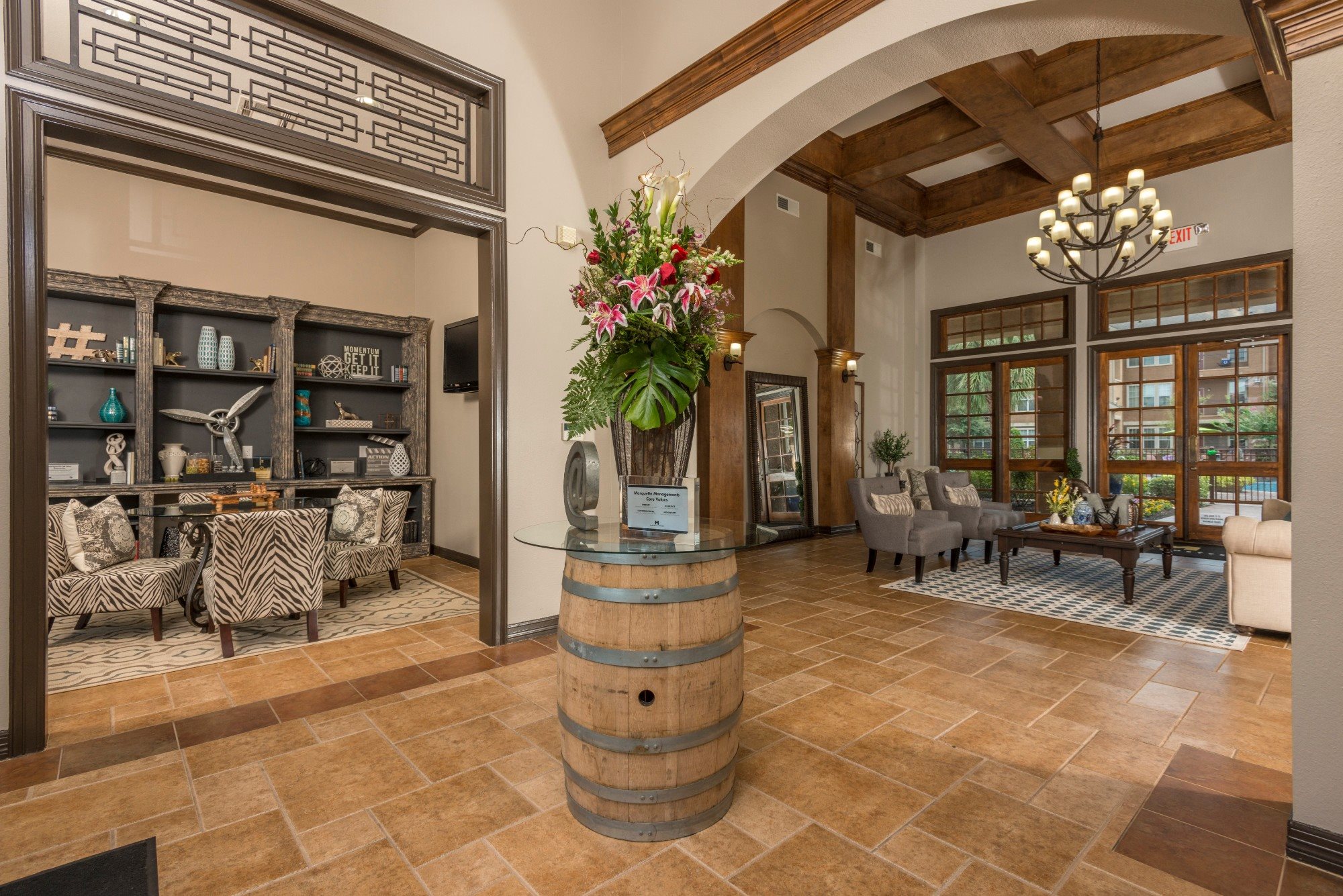 Luxury Apartments Near Downtown Houston Tx Tiburon Apartments With Resident Clubhouse Tiburon Houston