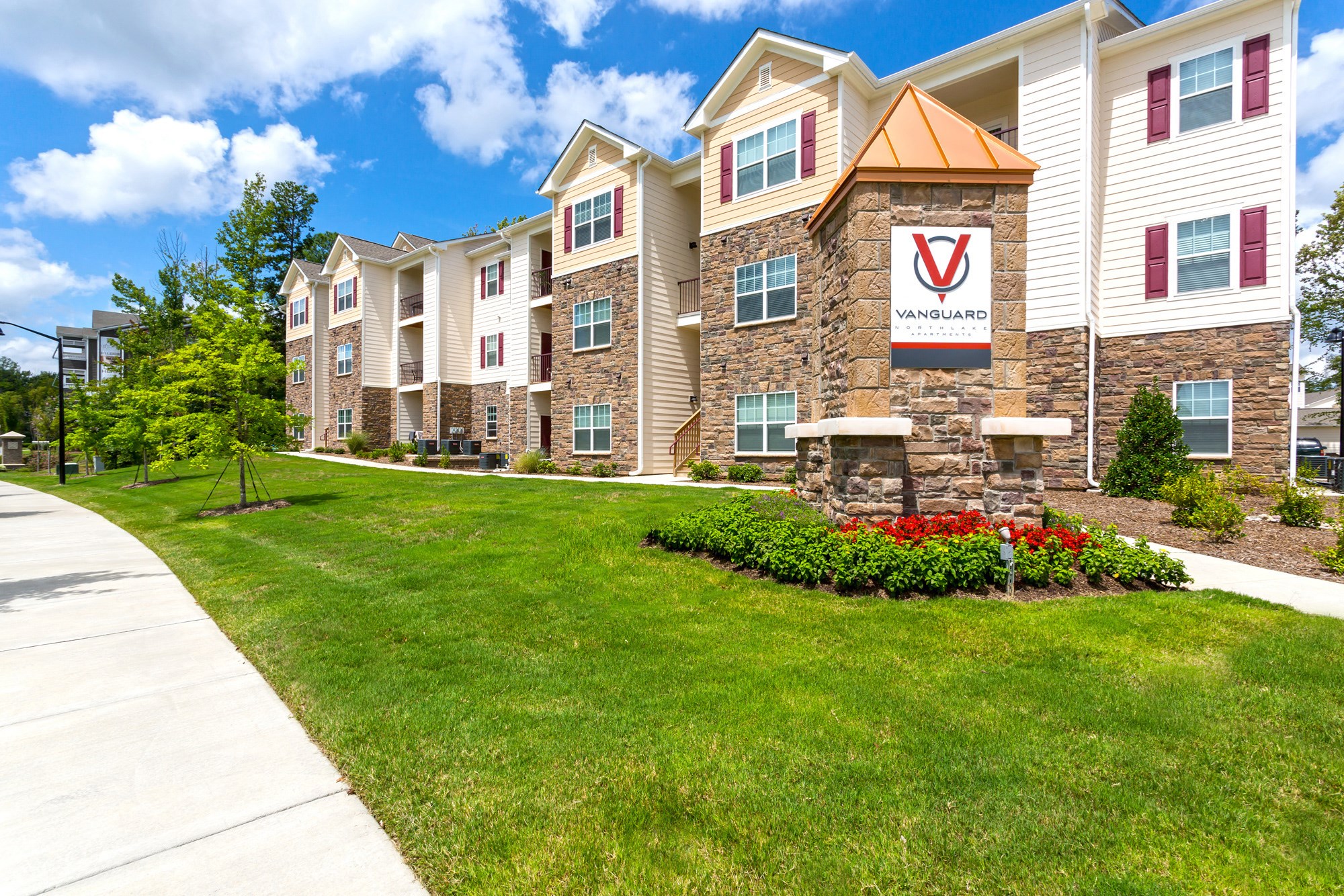 Vanguard Northlake Apartments, 11010 Northlake Landing Drive, Charlotte