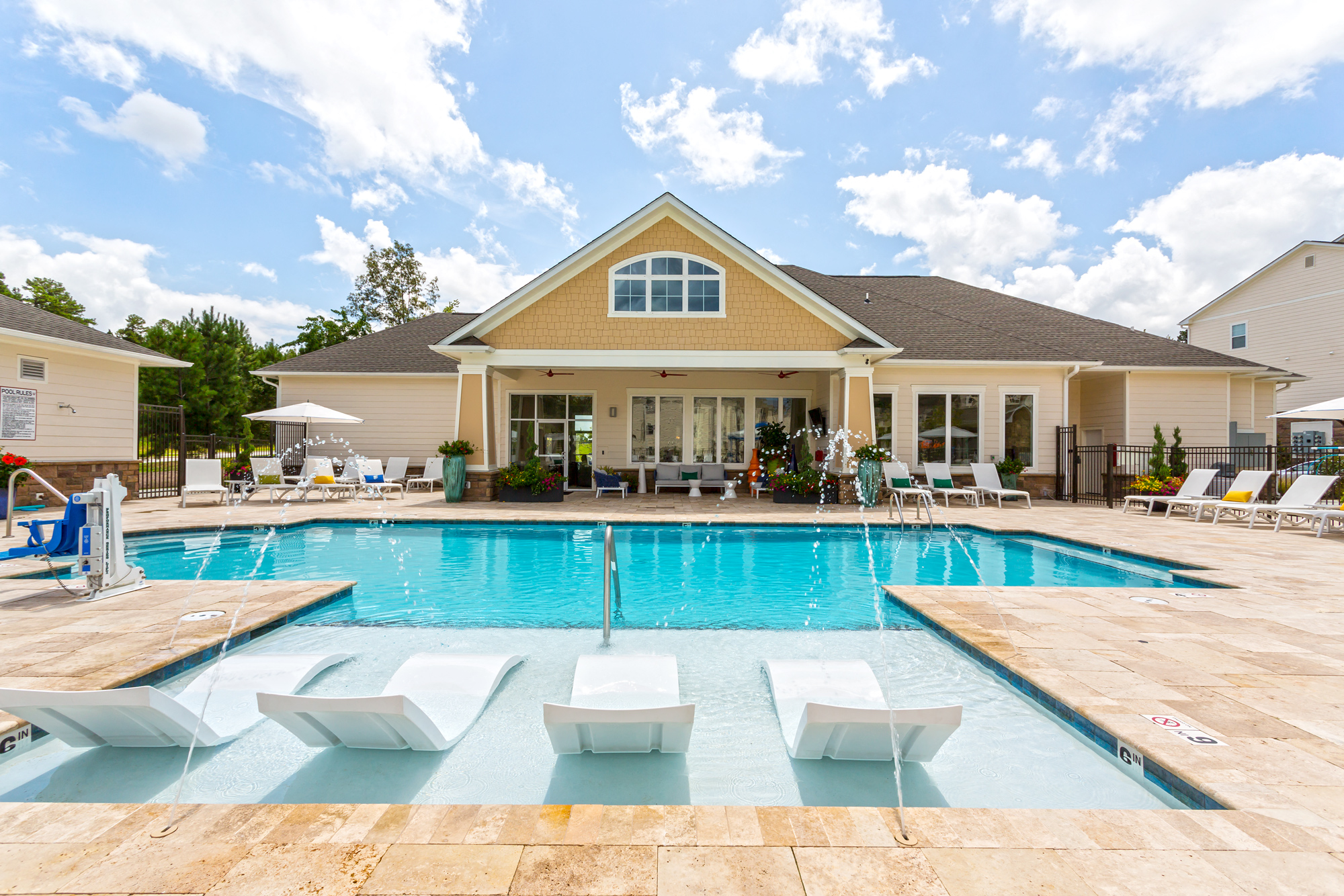 Vanguard Northlake Apartments in Charlotte, NC