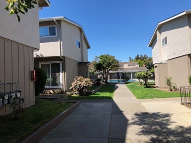 301 Acalanes Drive Studio-3 Beds Apartment for Rent