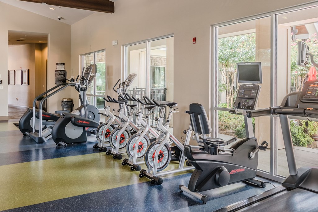 Lakewood Flats Apartments