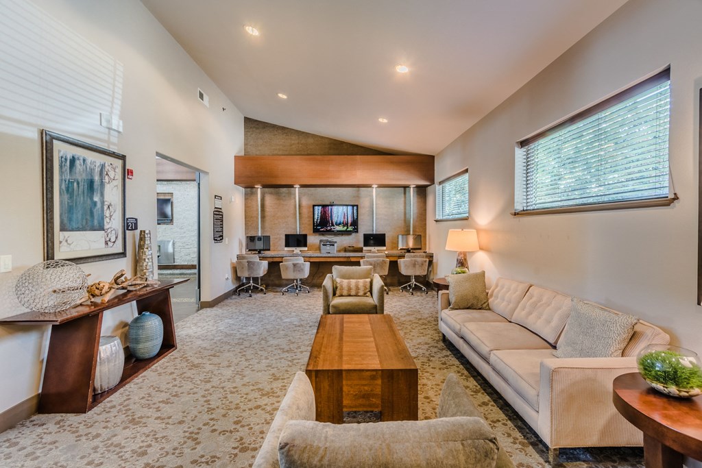 Lakewood Flats Apartments