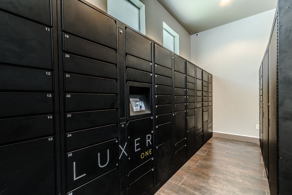 Lakewood Flats Apartments