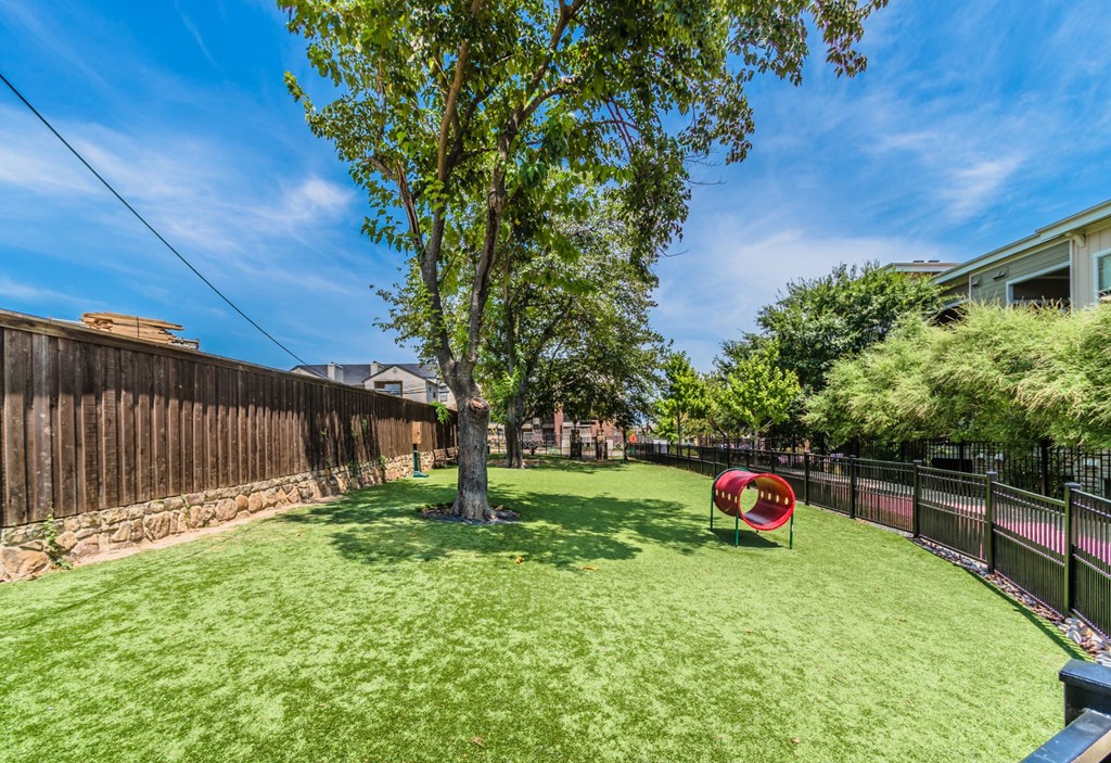 Lakewood Flats Apartments