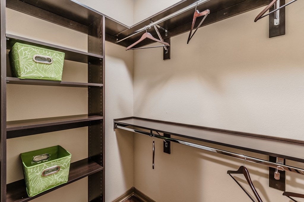 Lakewood Flats Apartments