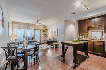 east dallas apartments for rent  - Photo Gallery 5