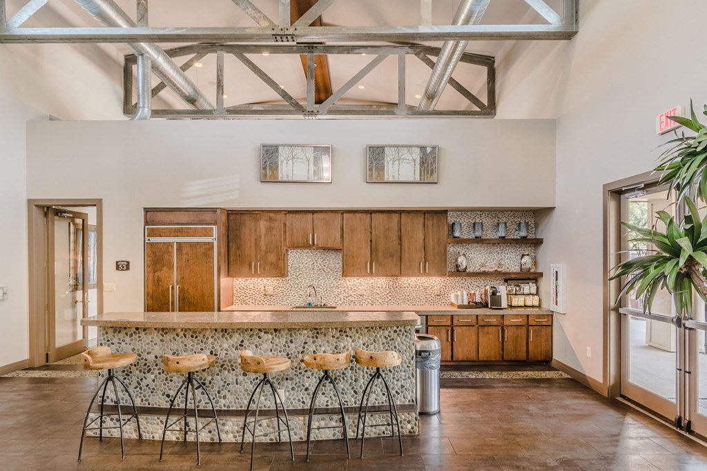 Lakewood Flats Apartments