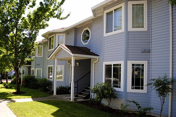 Gilhurst Apartments Gilhurst Exterior
