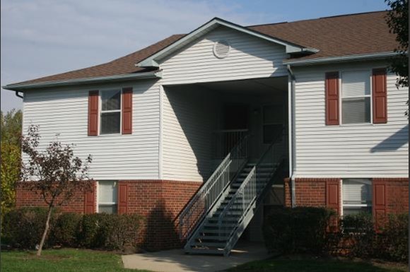 Meadow Ridge Apartments 5384 Blossom St West Chester Oh Rentcafé Hamilton Photo Gallery 1