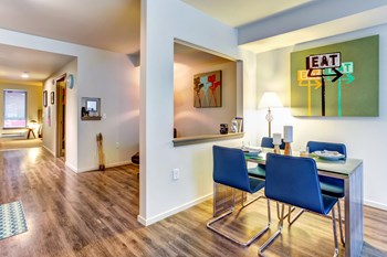 206 5th Avenue N. Studio-2 Beds Apartment for Rent - Photo Gallery 19