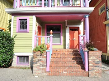 Glisan Exterior Entry - Photo Gallery 2