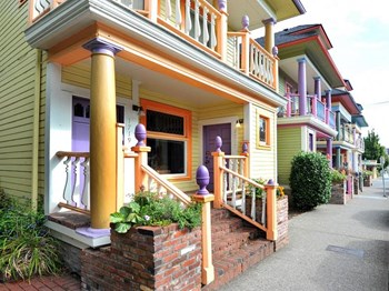 Glisan Exterior - Photo Gallery 4