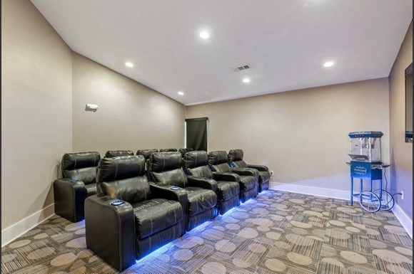 Circa And Ecco Apartments Reviews 7 Circa and Ecco Theater