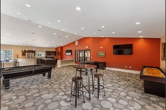 Circa And Ecco Apartments Reviews 9 Circa and Ecco Clubhouse