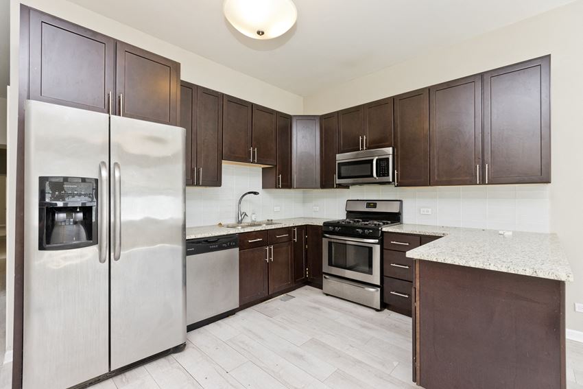 2246 W Belden Ave 1-4 Beds Apartment for Rent - Photo Gallery 1