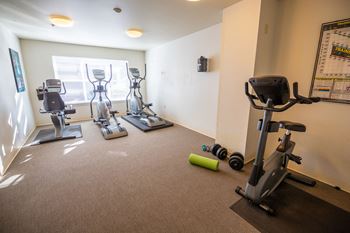BuckmanHights_Amenities_WorkoutRoom