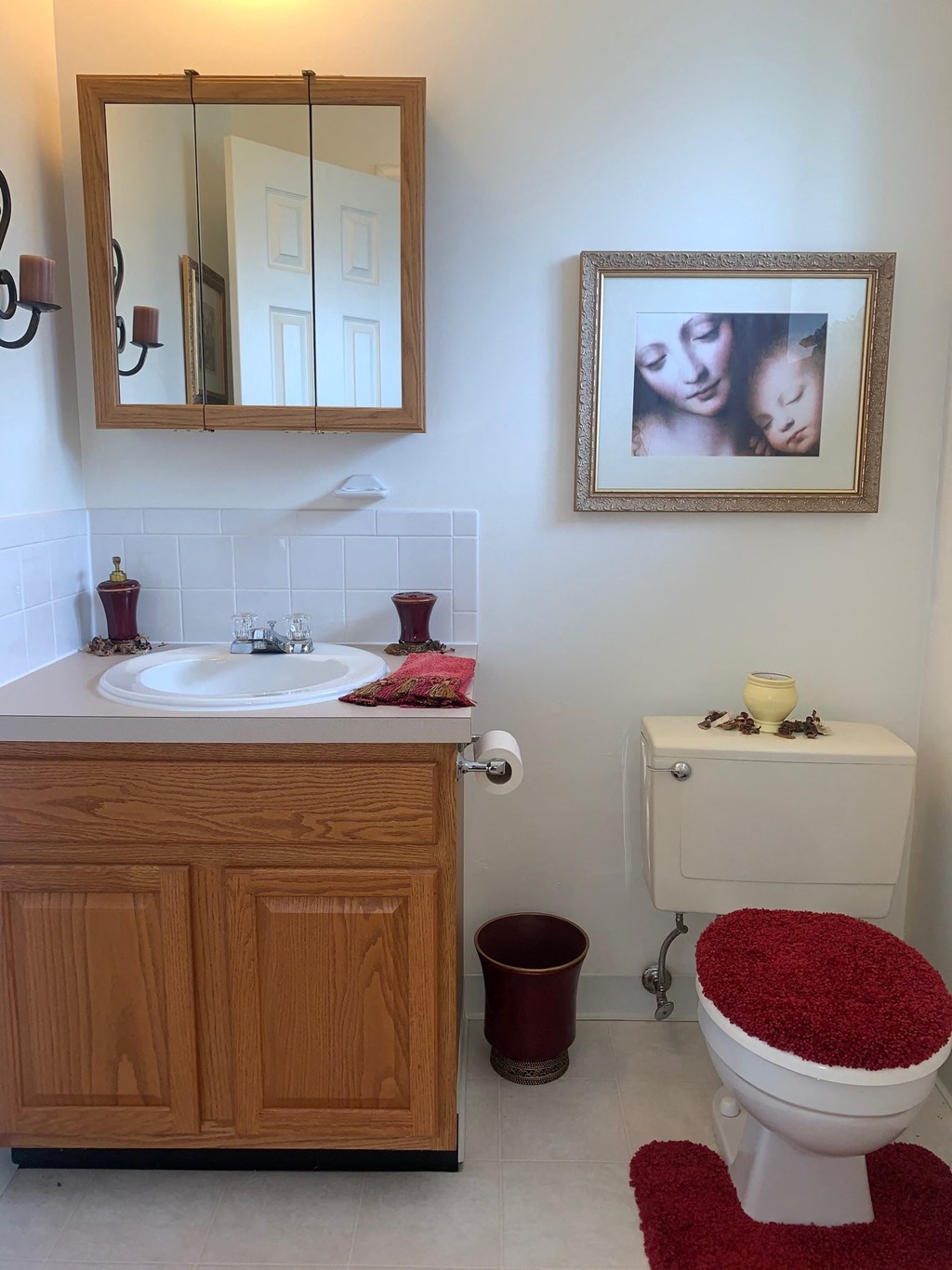 Bathroom at Dannybrook Apartments, Williamsville, NY, 14221