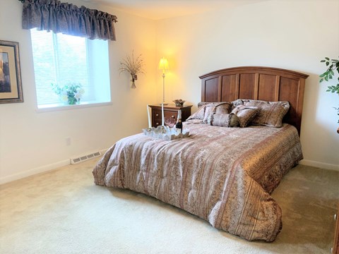 King Size Bedroom at Dannybrook Apartments, Williamsville, NY, 14221
