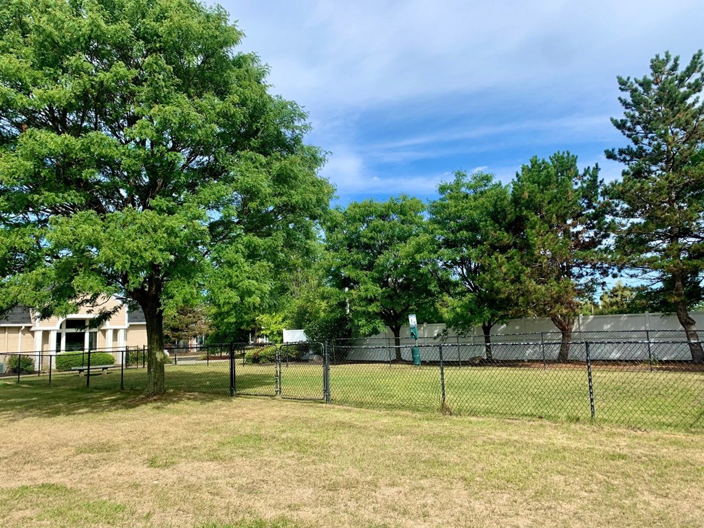 Dog Park at Dannybrook Apartments, Williamsville, NY, 14221