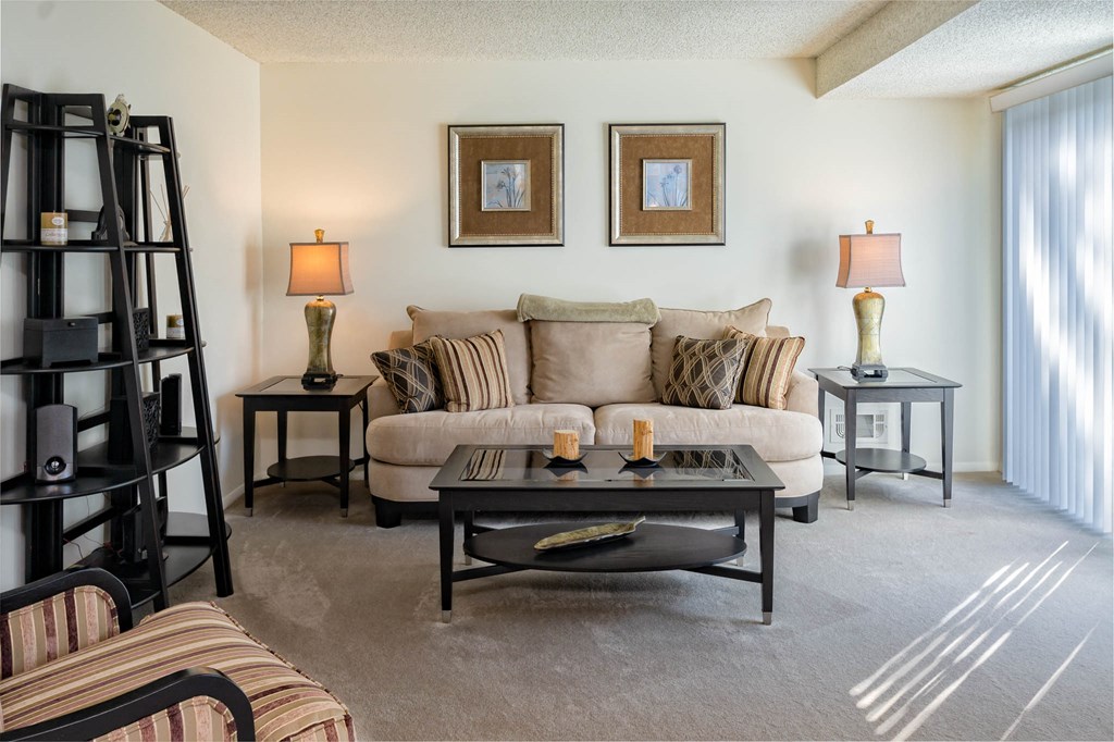 Large Living Room at Long Pond Shores Waterfront Apartments, Rochester, NY