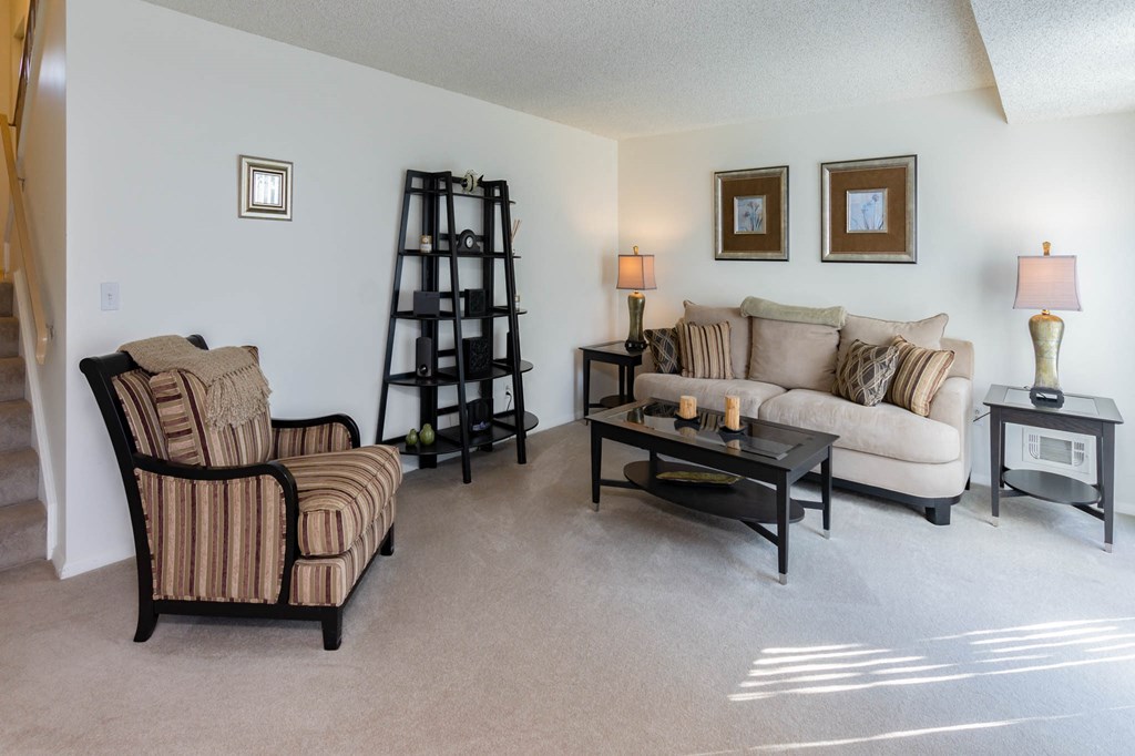Family Room at Long Pond Shores Waterfront Apartments, Rochester, NY