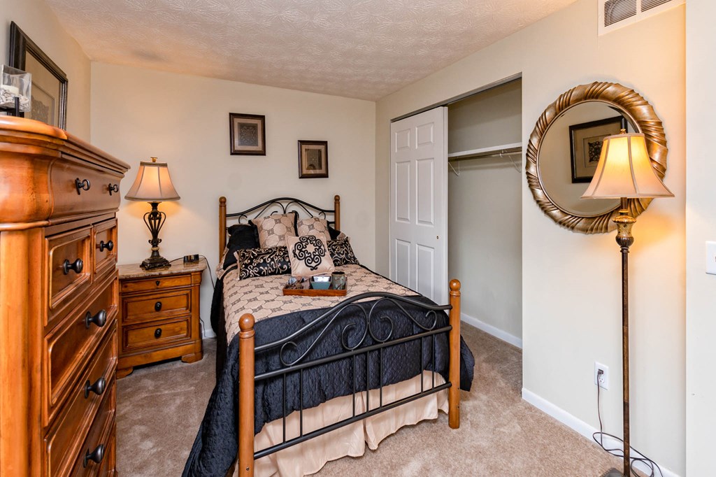 Spacious Bedroom and Closet at Collett Woods Townhouses, Farmington, NY