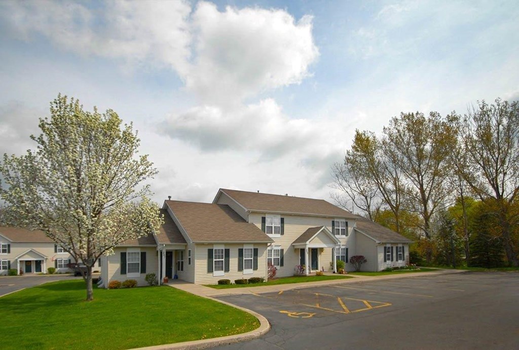 Townhouse Exterior at Stone Hedge Village Townhouses, Farmington, NY