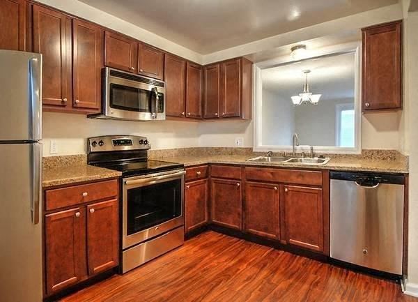 Large Kitchen at Georgetown Apartments, Williamsville, NY - Photo Gallery 1