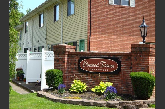 Elmwood Terrace Apartments & Townhomes, 95 Elmwood Ter, Rochester, NY