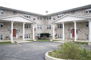 Downtown Elgin Apartments For Rent Il Rentcafé Po Box 5845 1 3 Beds Apartment For Rent Photo Gallery