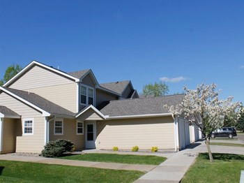 947 Woodland Drive 3 Beds Apartment, Affordable for Rent - Photo Gallery 4