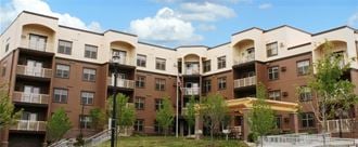 40 St Michael Pkwy W 3 Beds Apartment for Rent