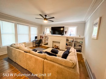 543 W. Fullerton Ave. Studio-2 Beds Apartment for Rent - Photo Gallery 8