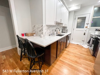 543 W. Fullerton Ave. Studio-2 Beds Apartment for Rent - Photo Gallery 11