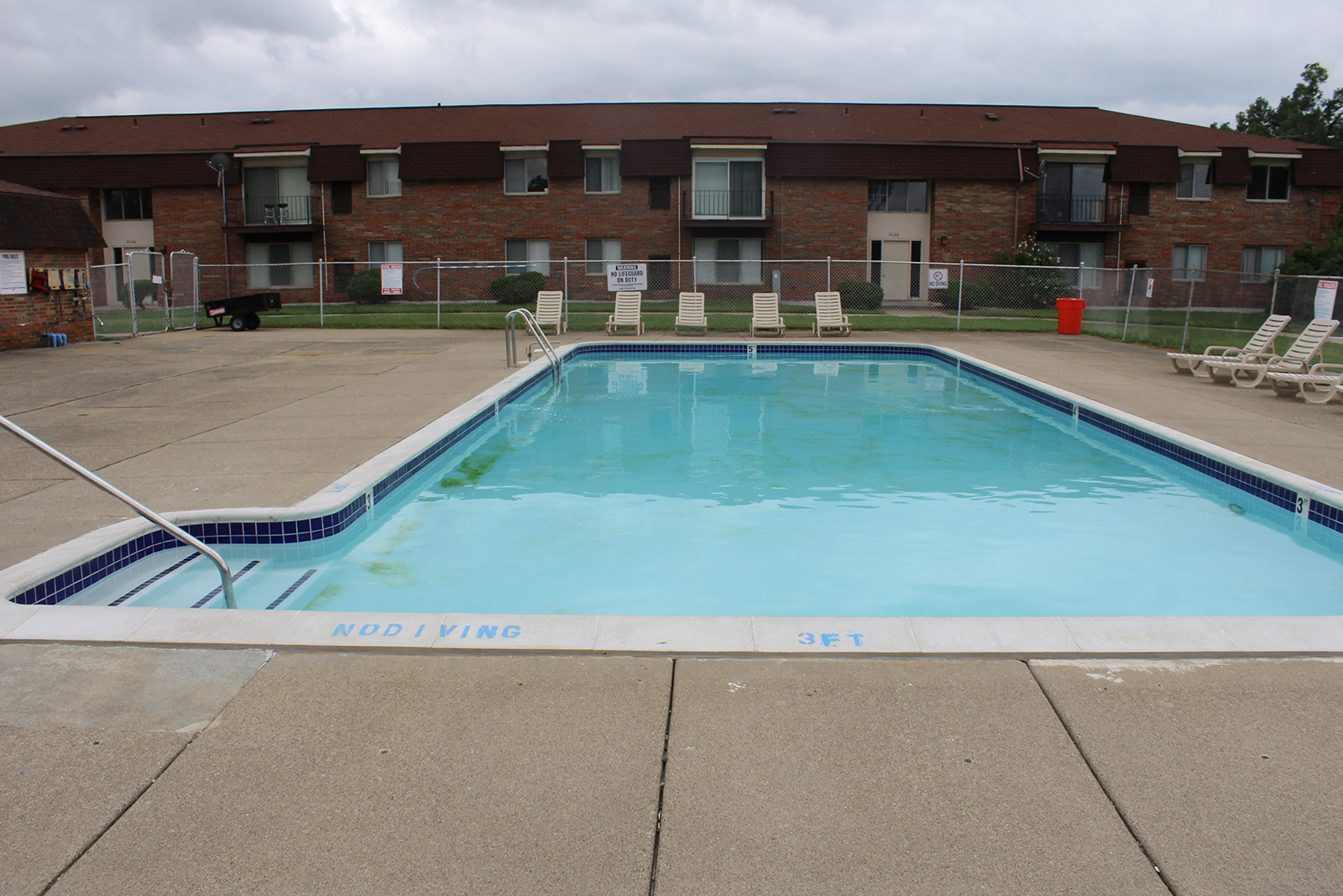 Warren Woods Apartments in Warren, MI