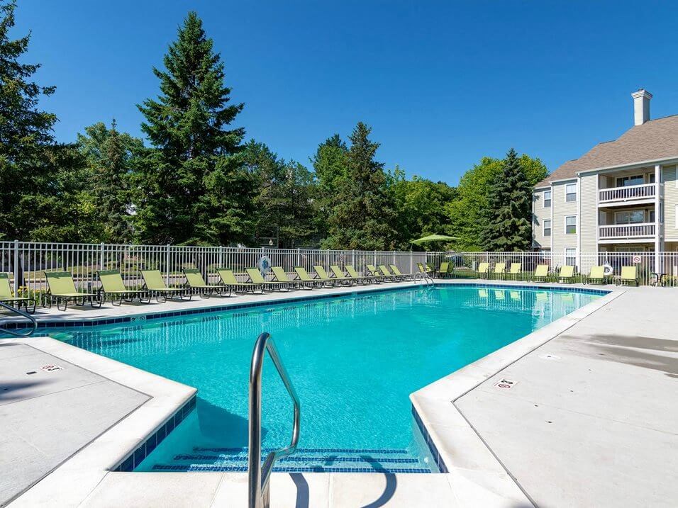 swimming pool at Burwick Farms apartment homes