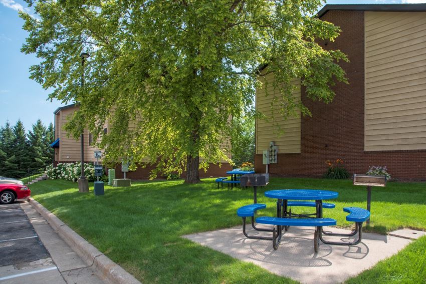 The Commons Of Inver Grove Apartments, 8213 College Trail E Apt 8