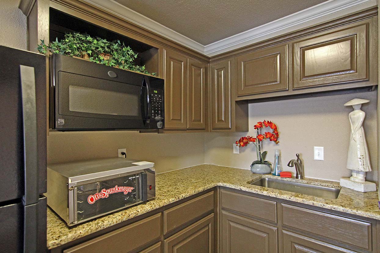 Kitchen Counters and Appliances at Brookside Apartments in Hewitt, TX