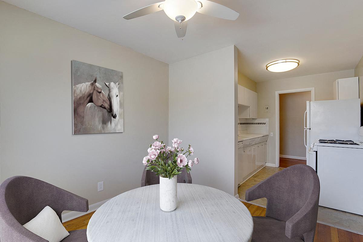 Hale Parkway Apartments in Denver, CO