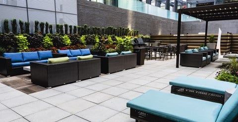 Sundeck with lounge chairs at 27 on 27th, Long Island City