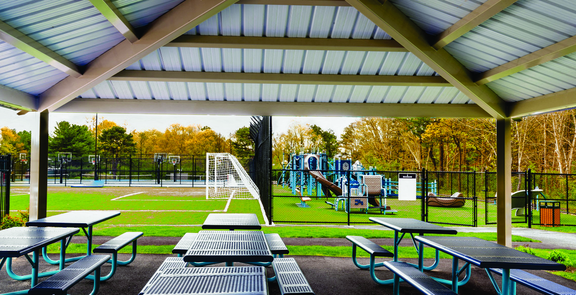 picnic pavilion with cover at Villas at Pine Hills, New York