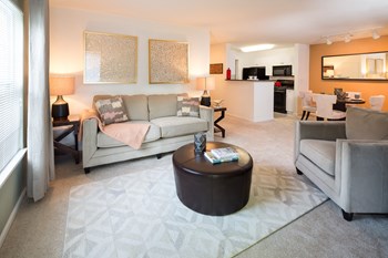 890 Hartford Turnpike 1-3 Beds Apartment for Rent - Photo Gallery 4