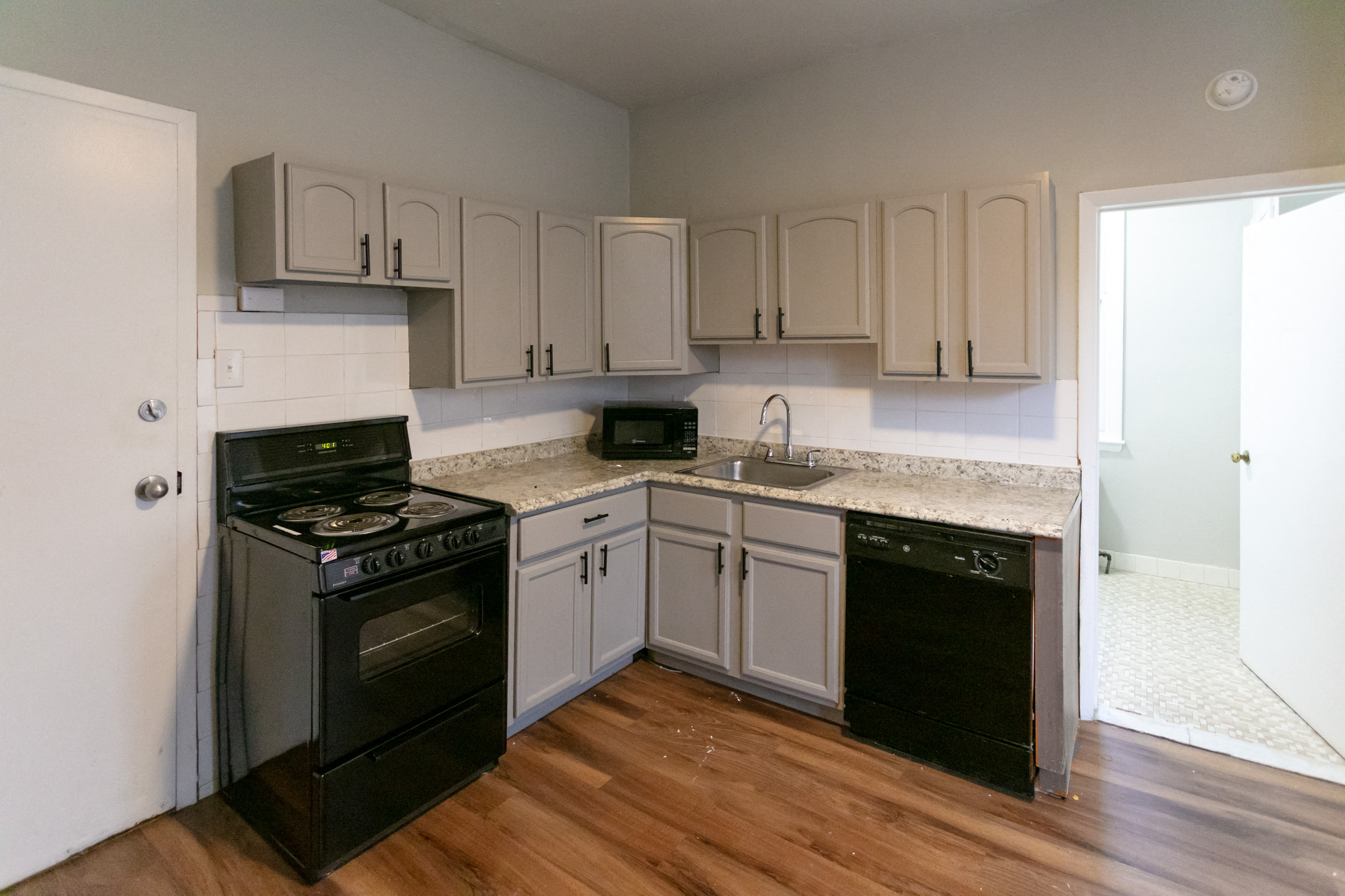 #3F: Studio for $1395