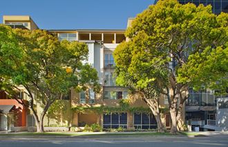 Santa-Monica-Affordable-Apartments-1522-6th-Exterior