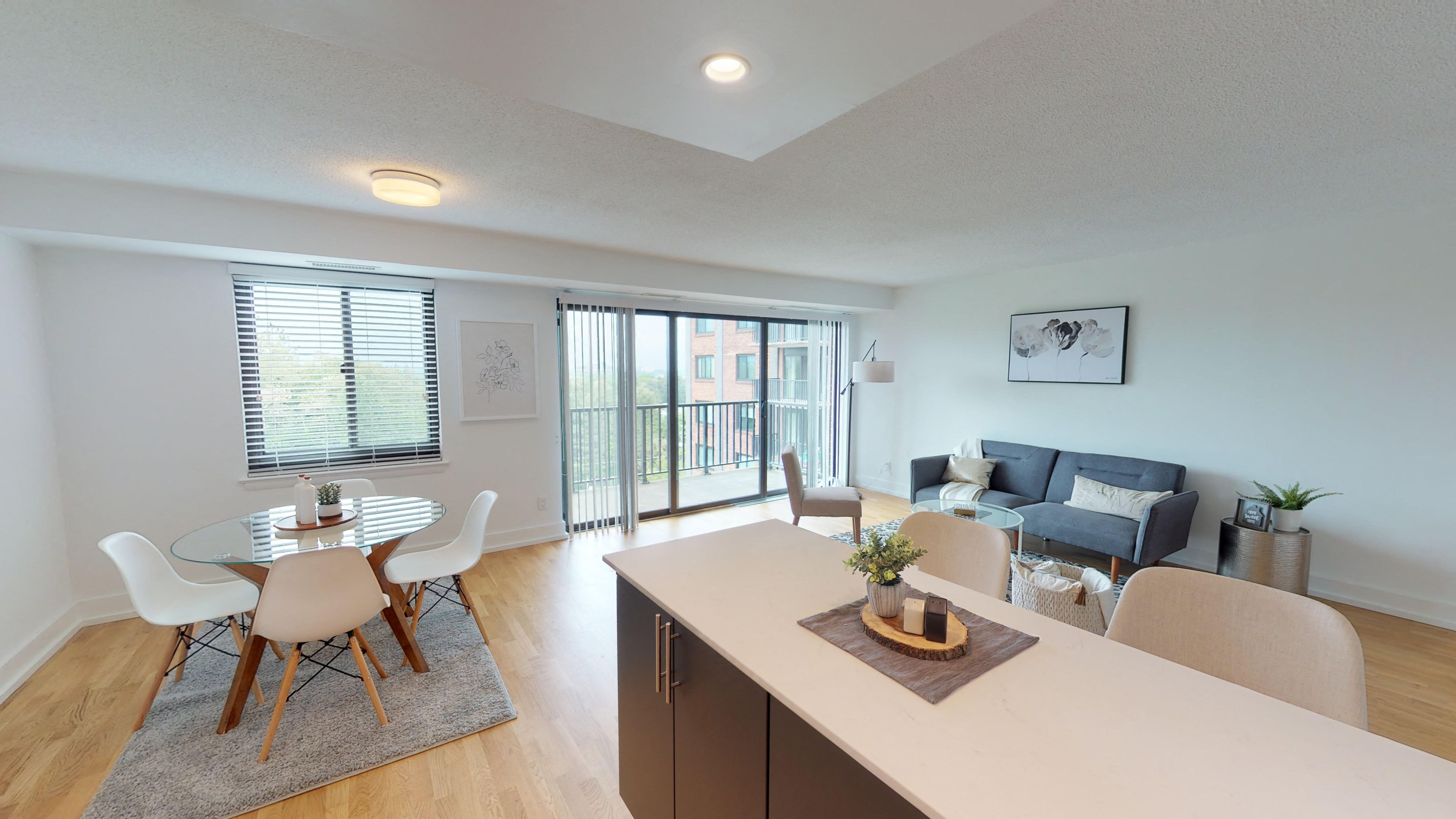 Munson Hill Apartments