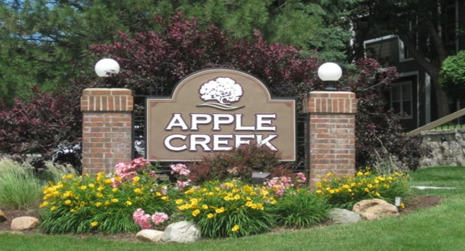 Photos And Video Of Apple Creek Apartments In Omaha Ne