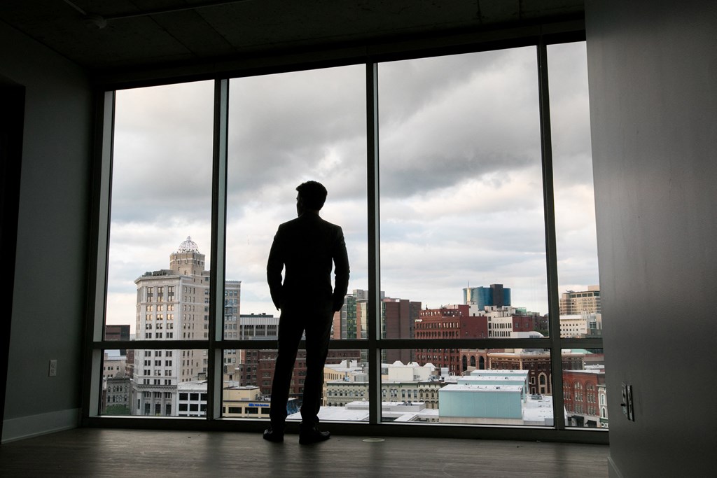 Floor to Ceiling Windows at Venue Tower Apartments