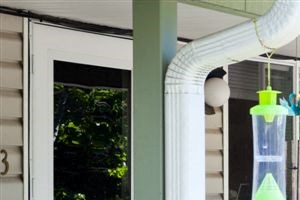 Village on Cowan exterior shows shared front porch.