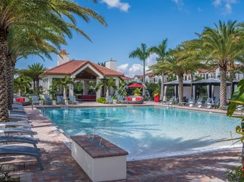 Poolside - Photo Gallery 3