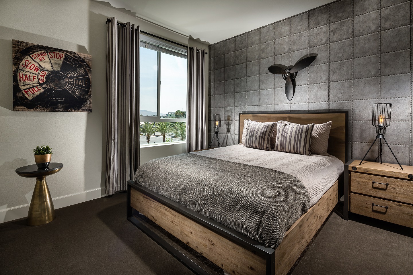 Corona, CA Metro at Main Apartments bedroom